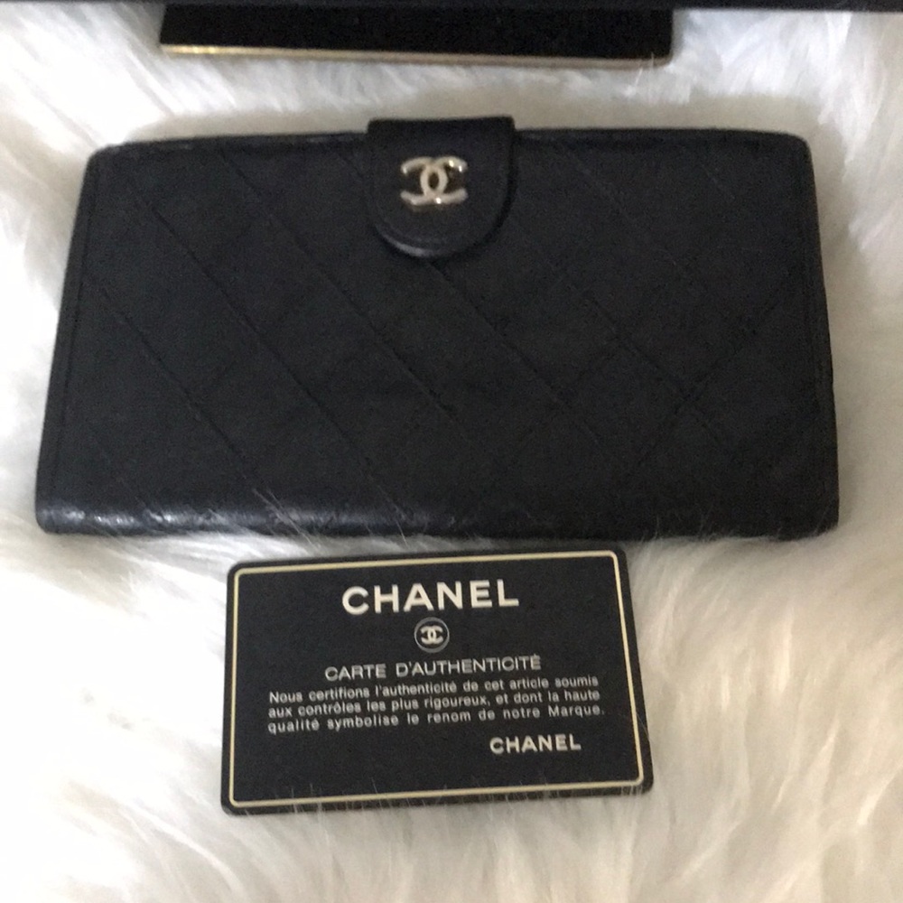 Wild stitch Chanel kids wallet lamb skin